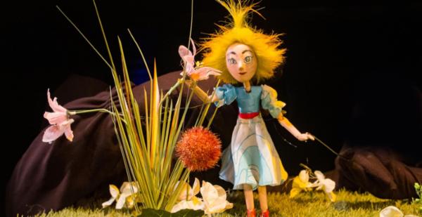 DEGEȚICA Teatrul Luceafarul - Sala Mică