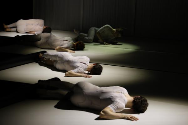 ÎnTrecere Sala Mică