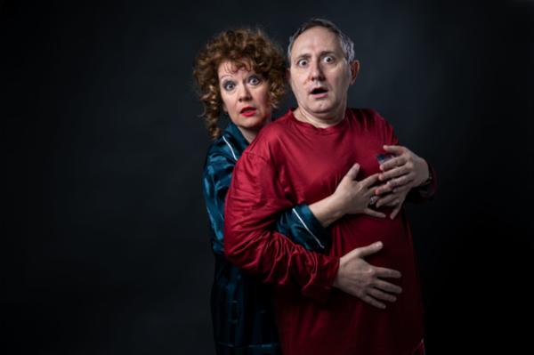 Iubito, dezbracă-te | ADJUD Casa de Cultură Tudor Vornicu