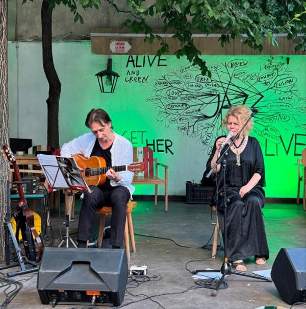 MARIA RĂDUCANU & CĂLIN GRIGORIU Gradina Green Hours