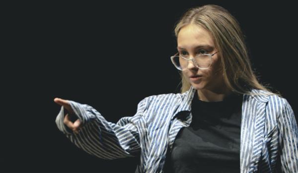 ANIȘOARA | FITPTI 2026 Cafeneaua NegruZi - Teatrul Luceafarul